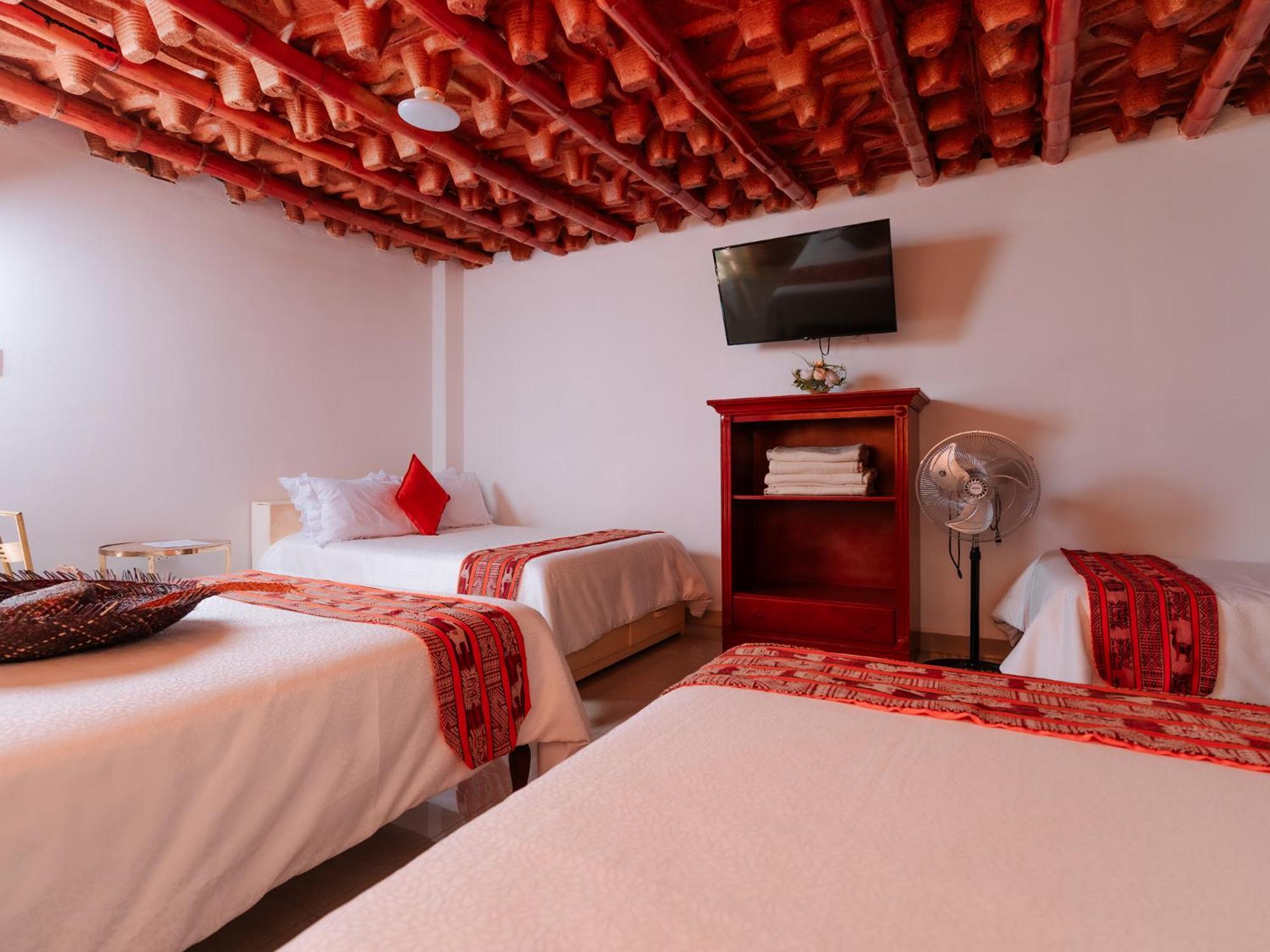Hotel Vinas Del Sol Eterno Чинча-Альта Экстерьер фото