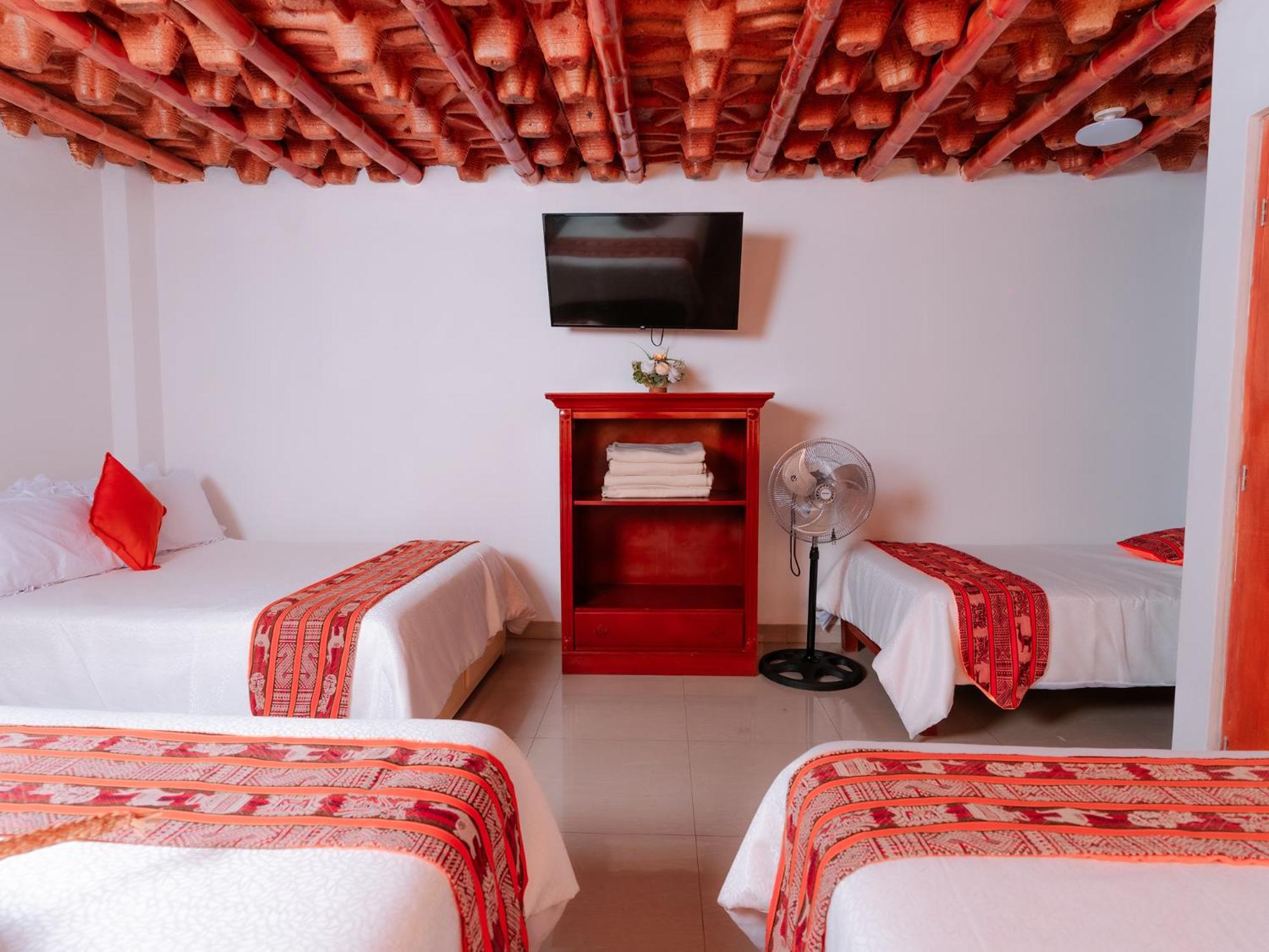 Hotel Vinas Del Sol Eterno Чинча-Альта Экстерьер фото